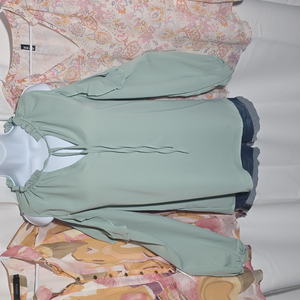 3pc Spring Blouse Bundle. Large